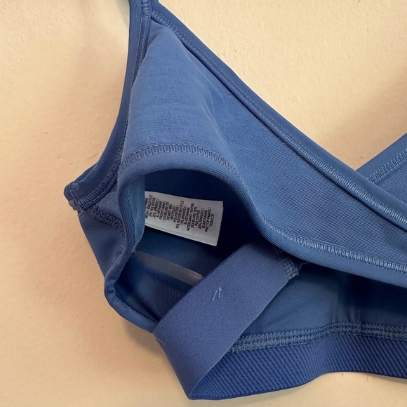 Nike Cross Back Sports Bra Size S - Picture 5 of 6